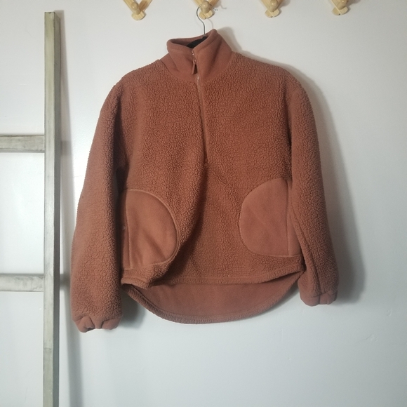 UpWest Sweaters - UPWEST WOMEN'S SHERPA PULLOVER SIZE XS